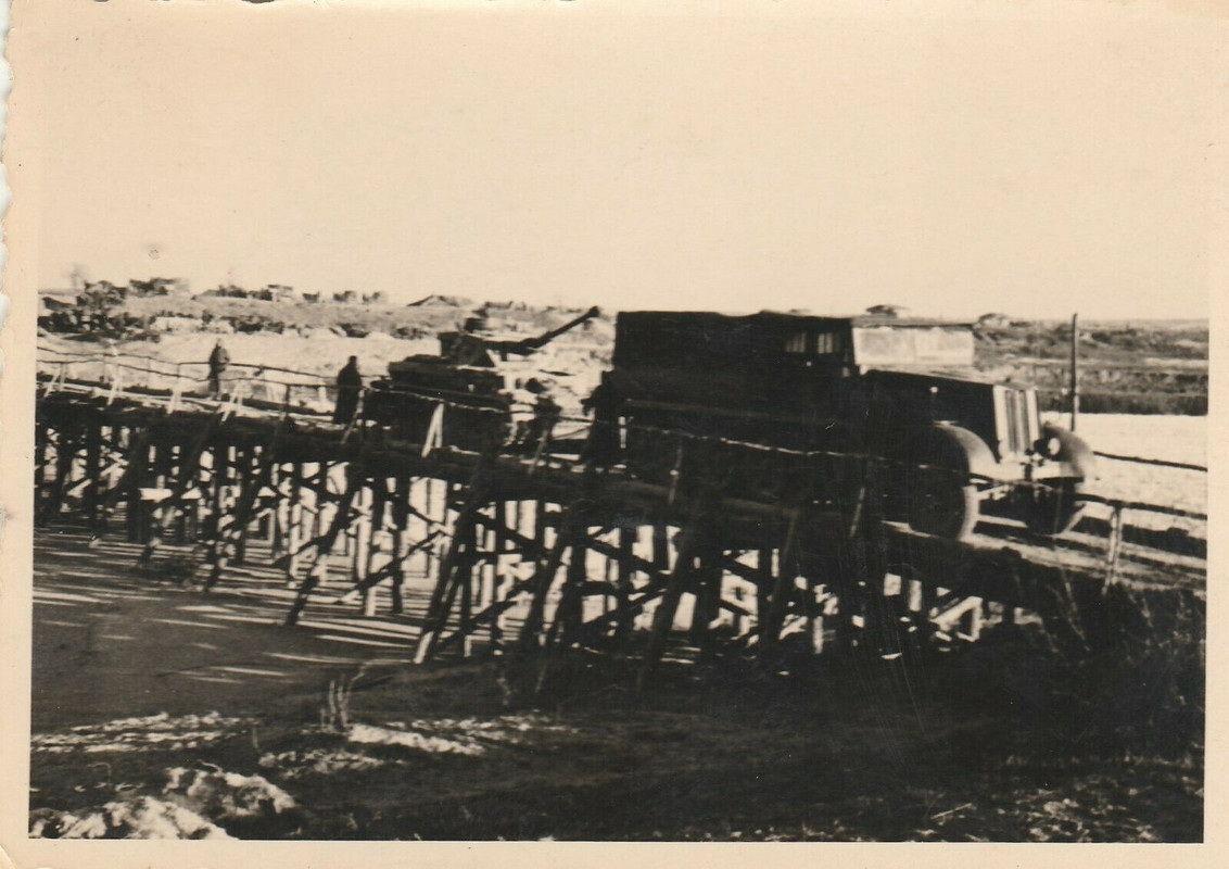 Russlandfeldzug,Cholm,deutscher Panzer IV,Brücke,Sd.Kfz. 9
