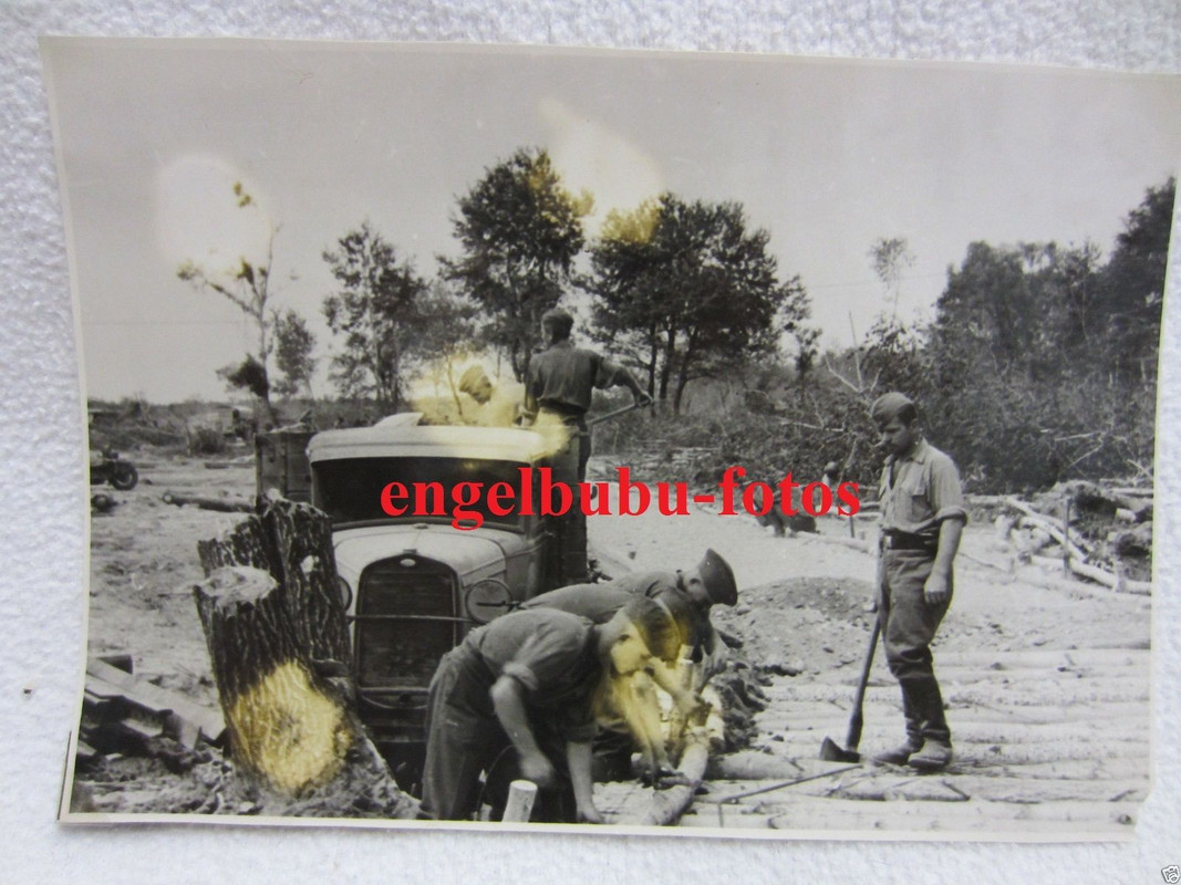 KAUKASUS - RAD-EINSATZ - FAHRZEUG - LKW - Knüppe