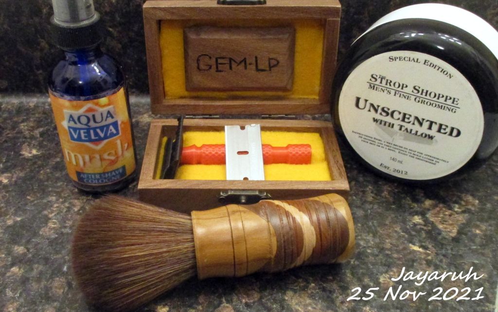 [Image: sos211125.jpg]