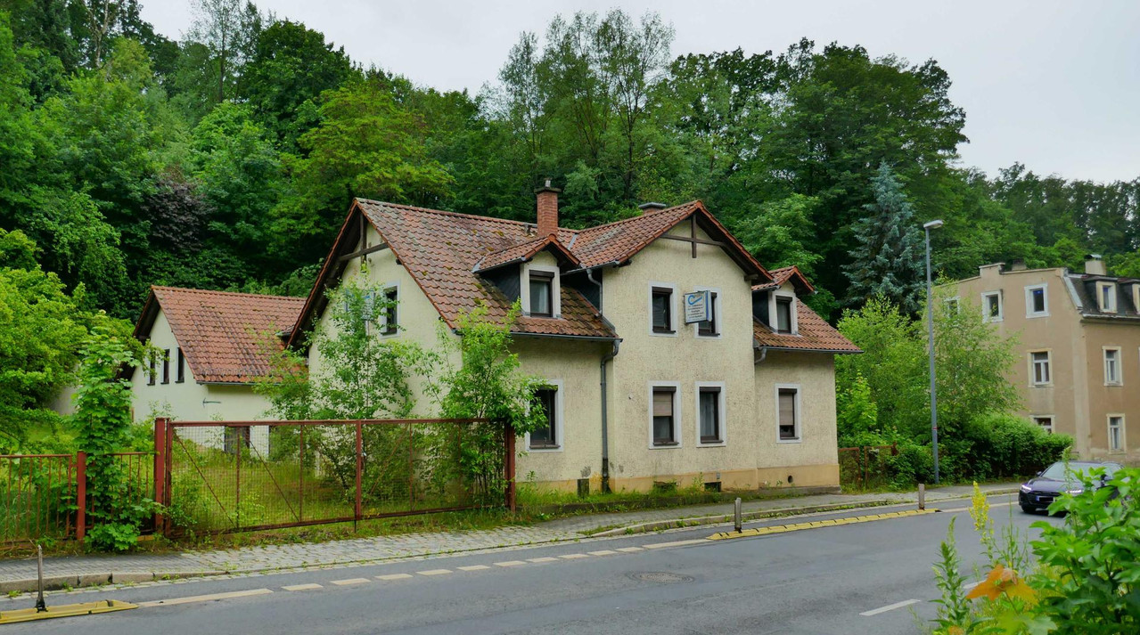 Bild: https://i.postimg.cc/nrRZwdcy/P1360613.jpg