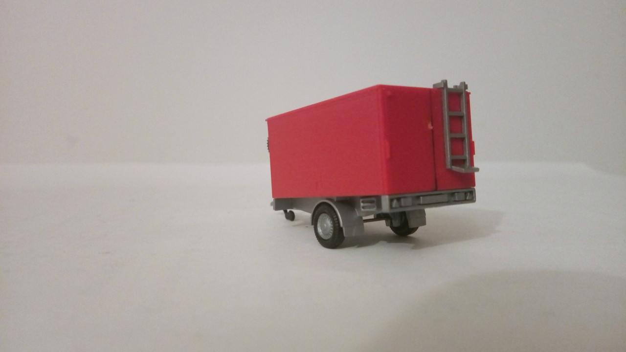 Mach (8925)