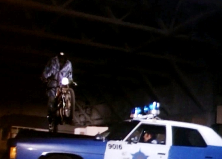 LARRY-LINVILLE-NIGHT-STALKER-CHOPPER-2.jpg