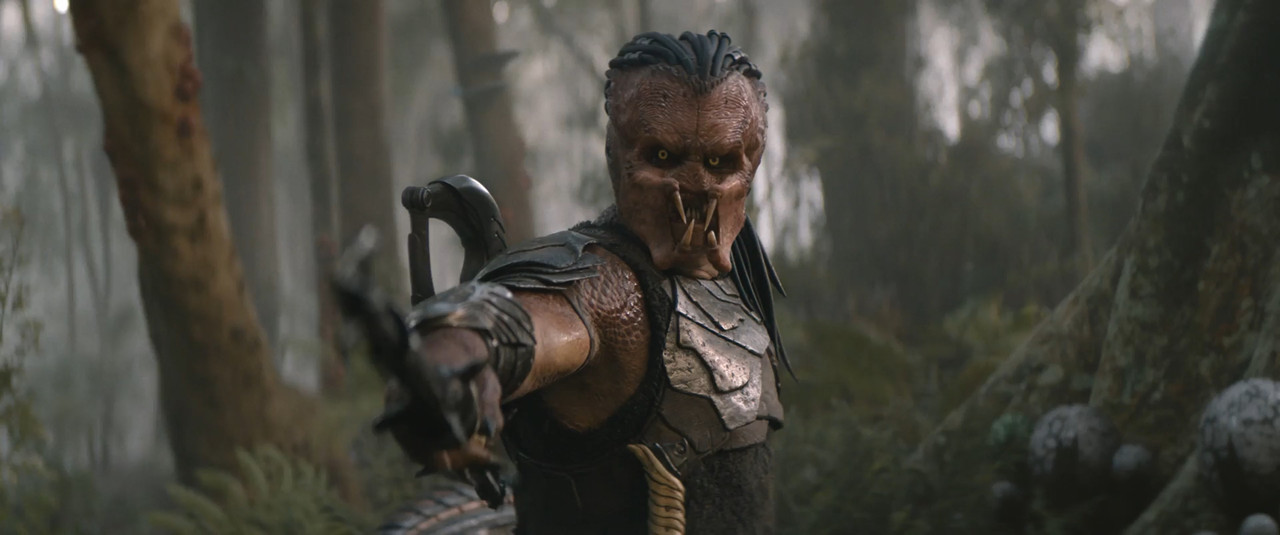 Predator: Badlands 2025 BluRay [Hindi + Tamil + Telugu + English] 480p, 720p, 1080p ESub Screenshot