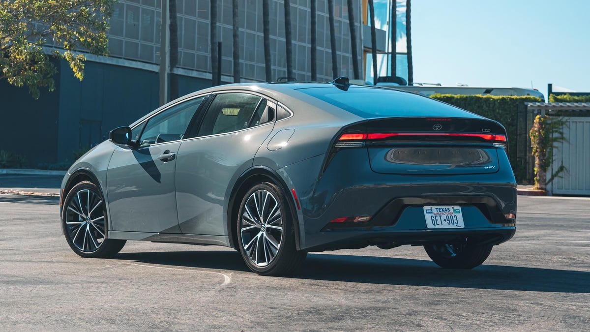2025 Toyota Prius Highlights: What’s Modern and Exciting?