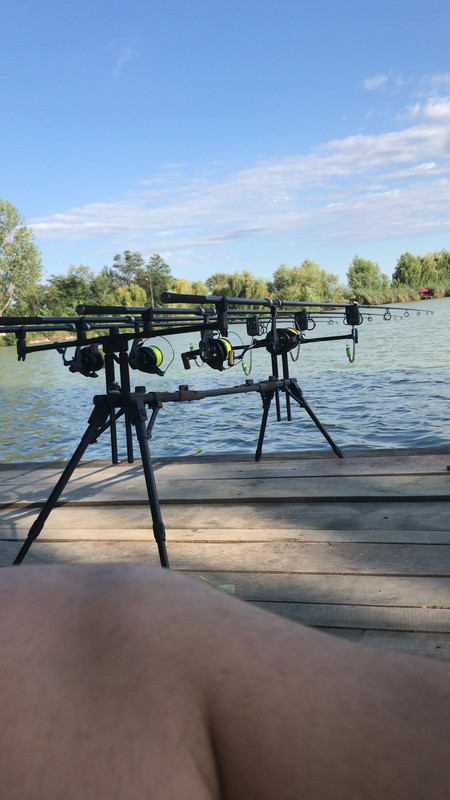 75DFFC33-4172-4CBC-8B3F-8E62606D4F9A