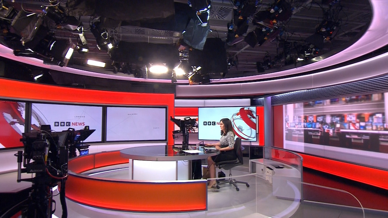 04.19 - 12.00.00 - BBC News. A quick summary of the latest news and u....ts_snapshot_00.01.32.562