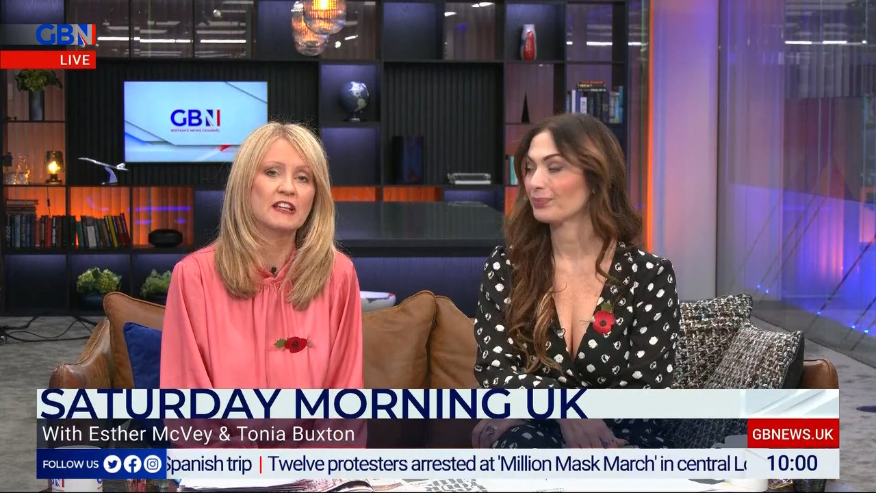 11.06 - 10.00.00 - Saturday Live UK. Opinion, news and a bit of fun o....ts_snapshot_01.17.406