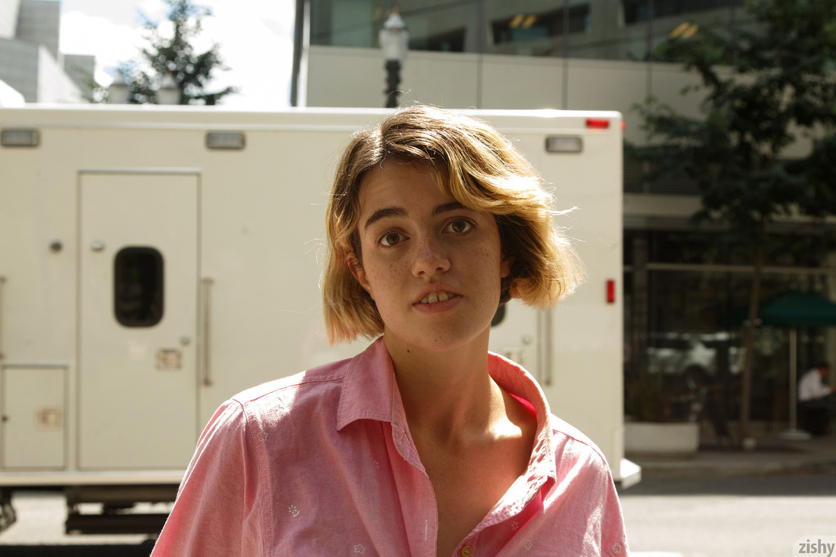 full_009_1206471327050978