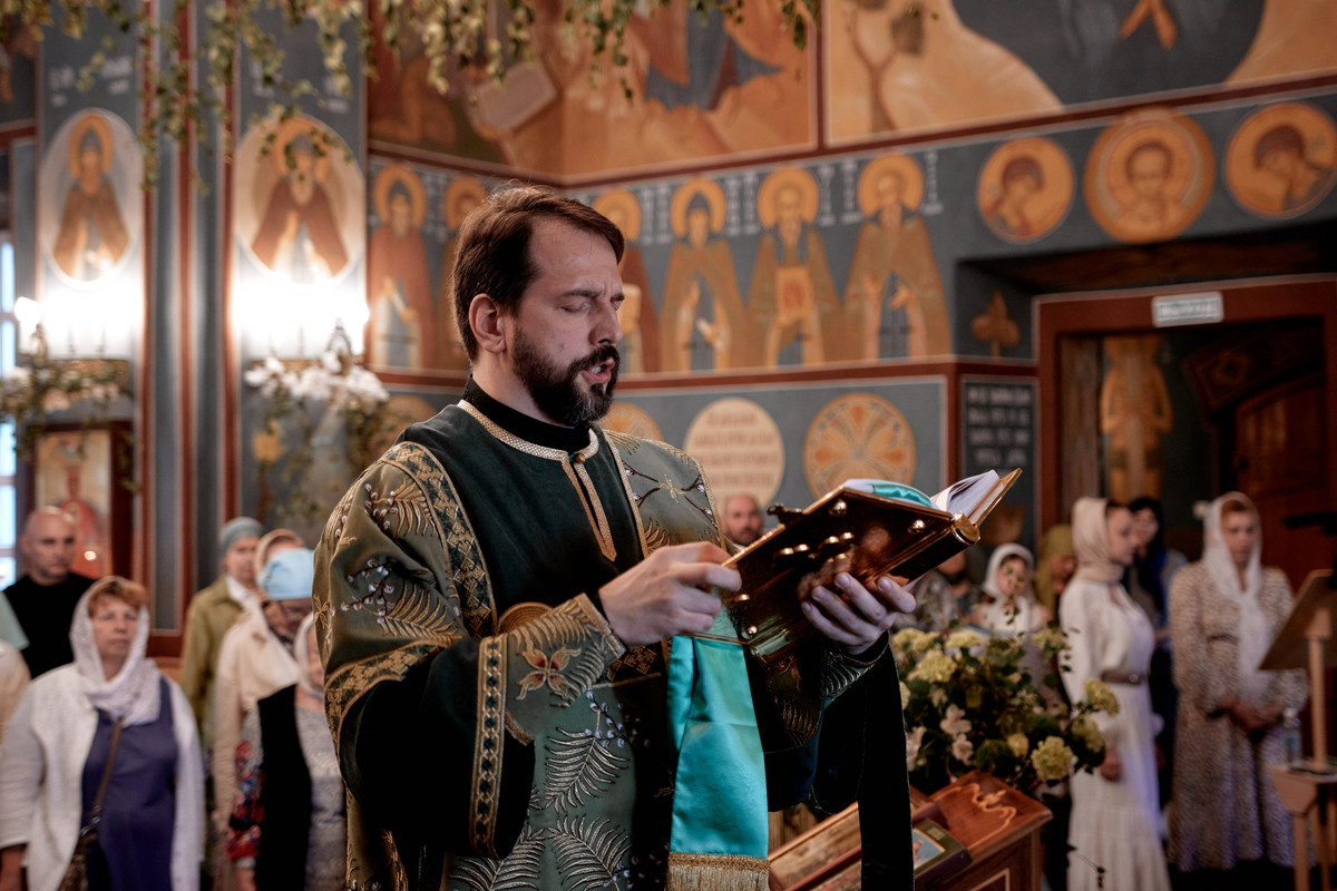 Empty-Name-143-resized