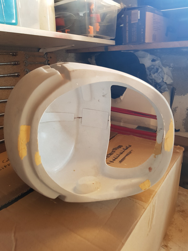 PEINTURE ET RENOVATION CASQUE  011