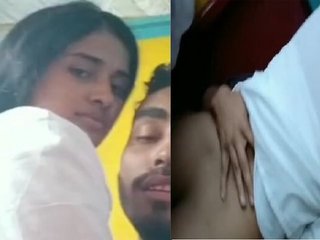 Adorable college sex GF doing a viral dick riding MMS