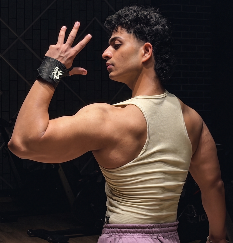 Professional weightlifting equipment with AesirFit wrist wraps