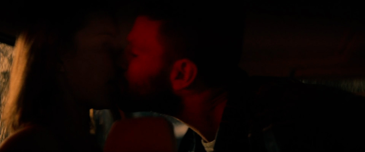 Betty.Gilpin_3Women_pt2.00_01_36_00.Still002