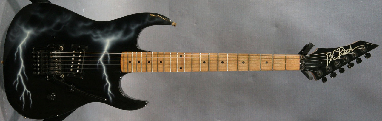 gunslinger-guitar-2000