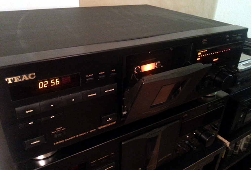 [Bild: teac-v-3000-1106339.jpg]