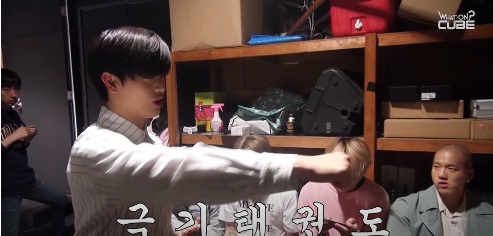 Sungjae does Taekwondo