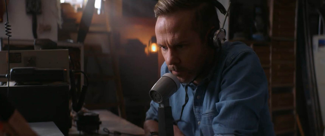 Radioflash 2019 WebRip [Hindi + English] 480p, 720p Screenshot
