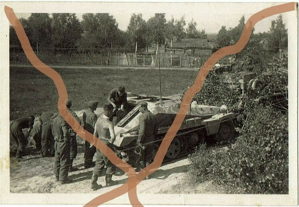 Panzerspähwagen Wehrmacht Panzer Gefechtspause Russia German Tank Kettenfahrzeug