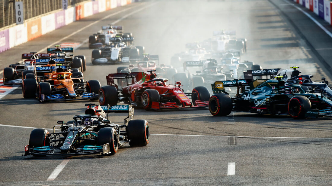 Lewis-Hamilton-Mercedes-GP-Aserbaidschan-2021-Baku-Rennen-169Gallery-7d788e62-1801363