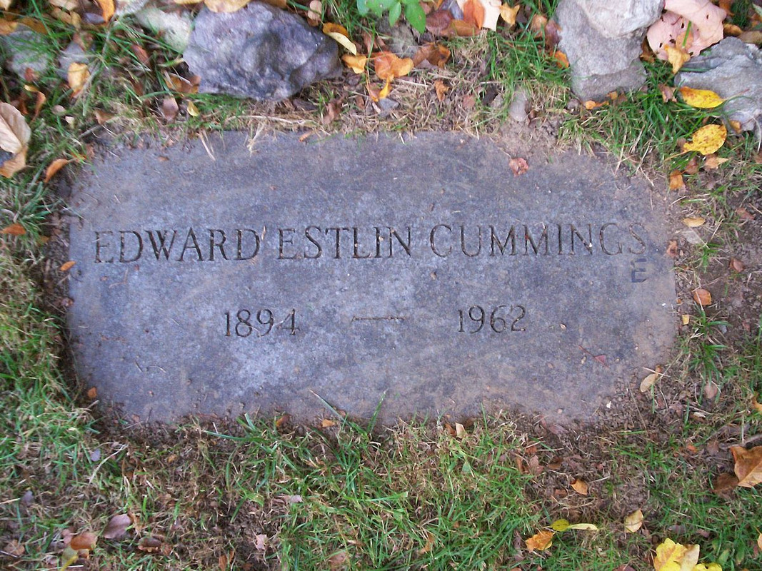 1200px-EECummings-Grave
