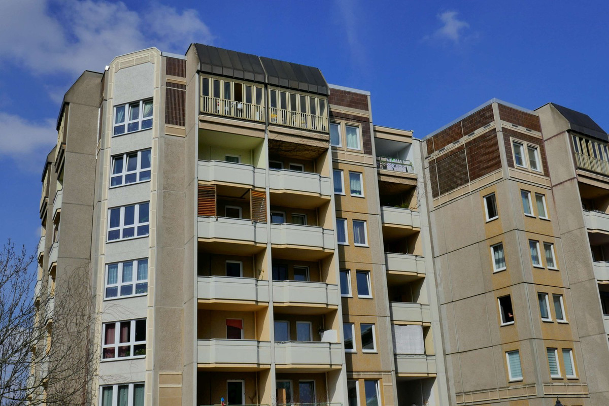 Bild: https://i.postimg.cc/nrhLDYHM/P1260601.jpg