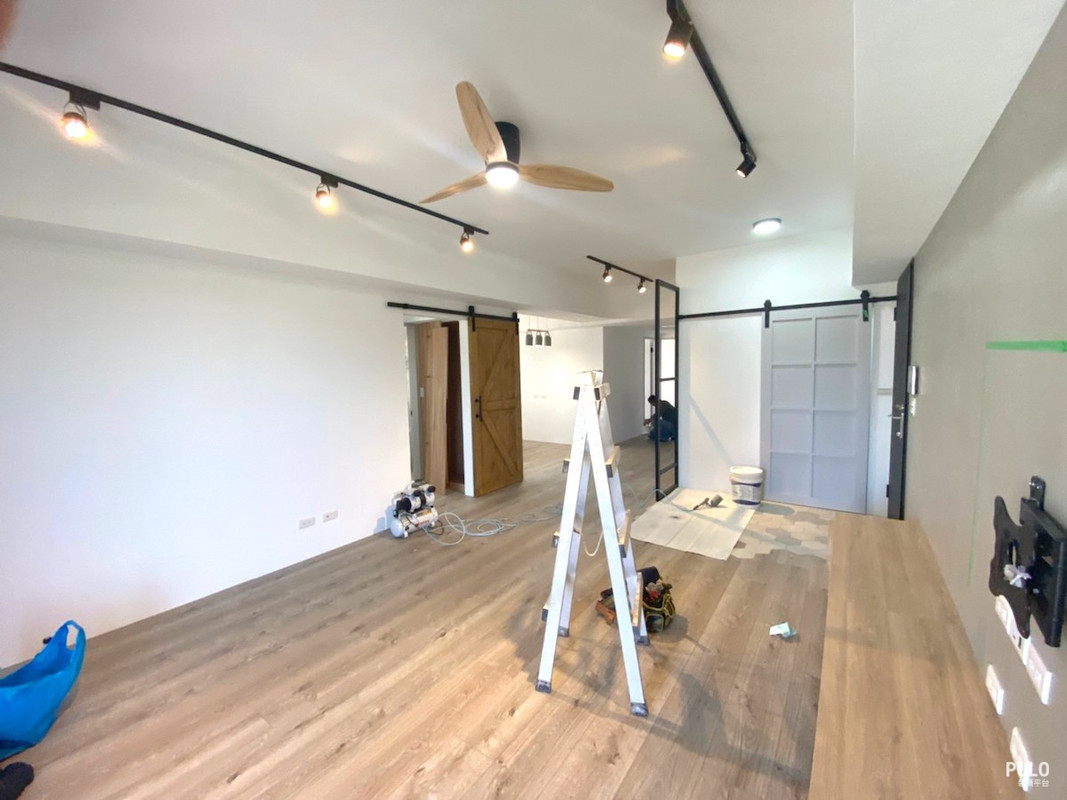 [心得] 桃園27坪灰泥電視牆，輕美式工業風裝潢