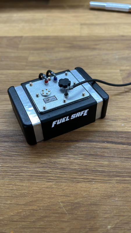 4CA8A854-8F8F-405B-B4EE-6848752C4ACE