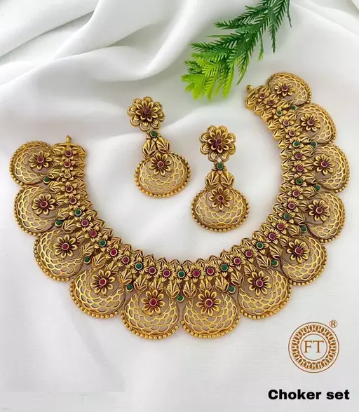 NEW DEGINER MATT FT CODE JEWELLERY SET Color 1 (A106)