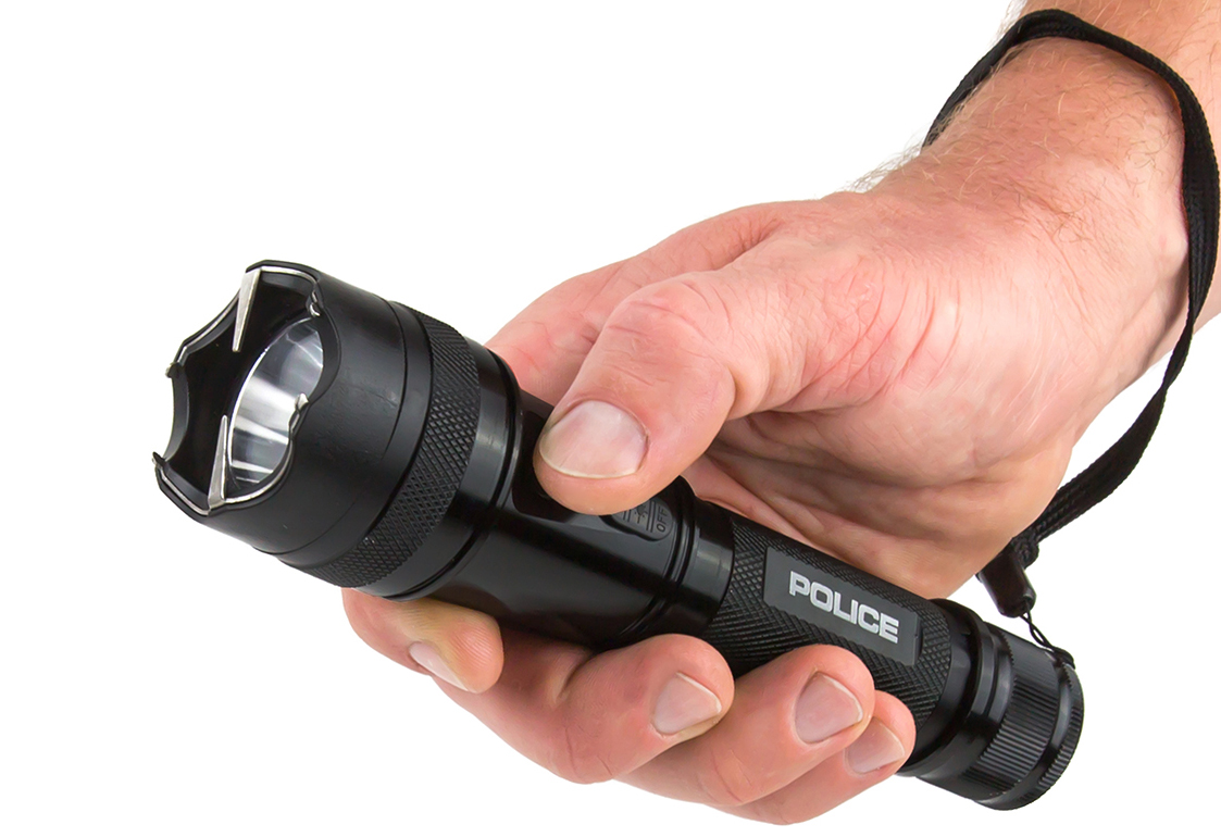 stun-gun-taser-flashlight-police-vipertek-tazer