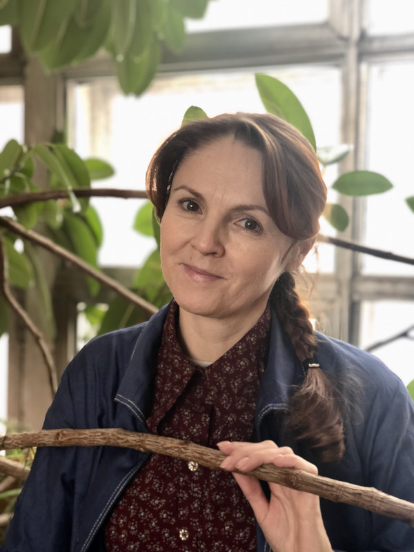 3C66EF93-69B9-4CAF-9EB4-540F0FA5429D