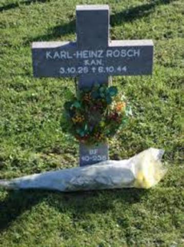 Su lápida en el cementerio militar alemán de Holanda