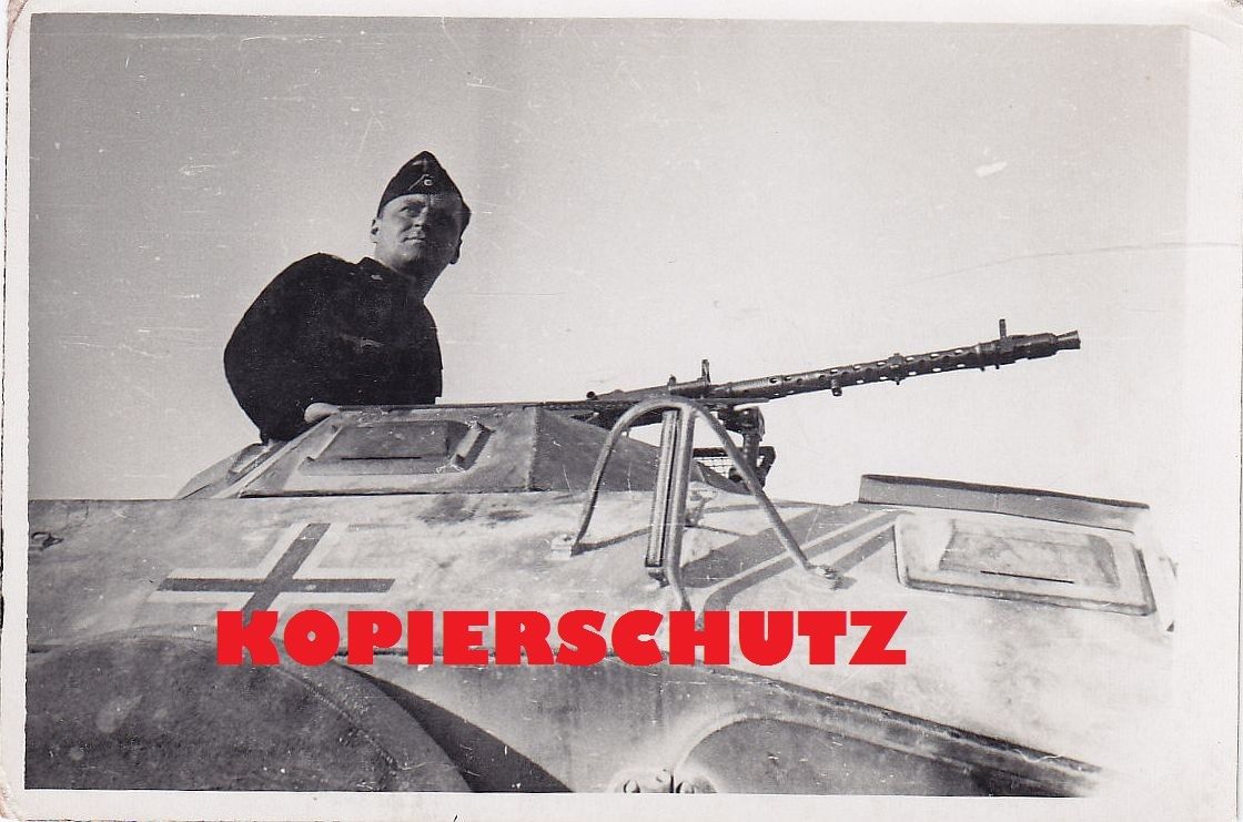 Sd.Kfz.222 Panzerspähwagen Afrikakorps DAK Südfr