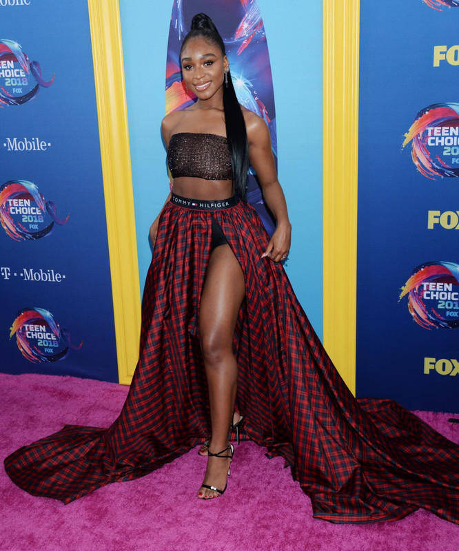normani-kordei-at-2018-teen-choice-awards-in-beverly-hills-08-12
