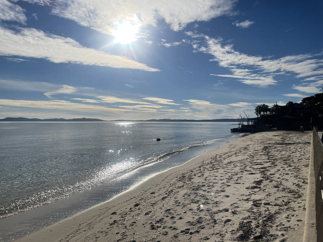 4FD9C370-839D-497B-B705-9B9B3B164BE0