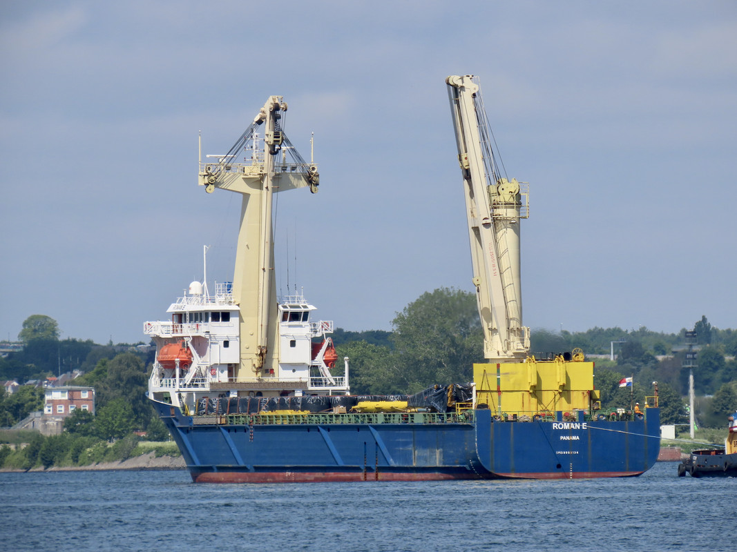 38AF008A-FABE-43E9-A4ED-4A407793D52D