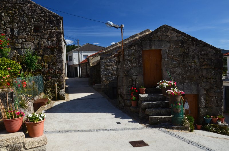 PUXEDO-28 Y 29-5-2024 - Galicia y sus pueblos - 2017/2024 (12)