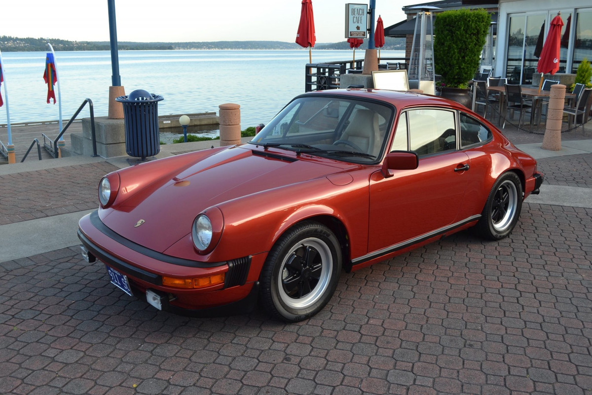 Columbia-Valley-Luxury-Autos-1980-Porsche-911SC-Indiana-Red-Meta