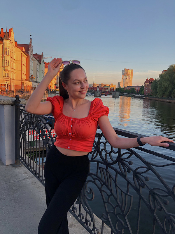 8E7BC9E3-8593-4052-9ECE-2D623A5CCD36