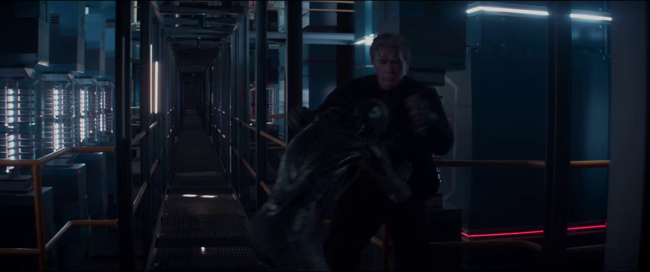Terminator-Genisys-2015-Blu-Ray-Hindi-English-720p-HEVC-DD-5-1-HSub-mkv-0004