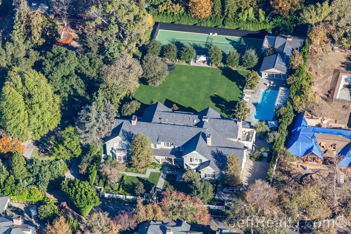 Nancy's mansion in LA