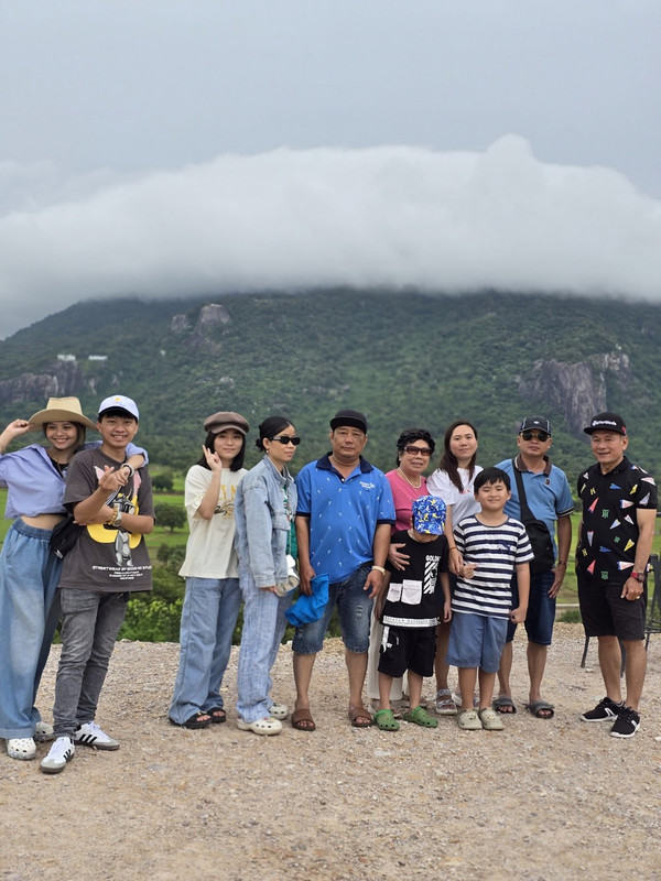 Đội ngũ Golden Sun Travel