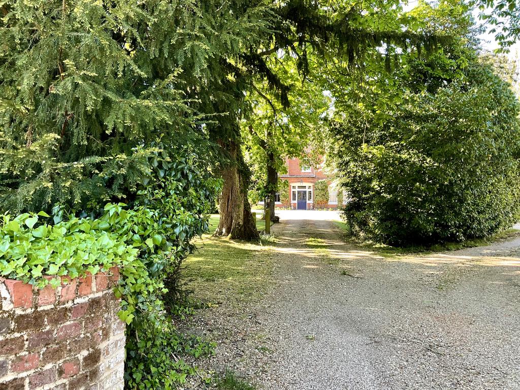 Пёстрая лента. Путешествие по сельским дорогам Англии в мае 2025 г.