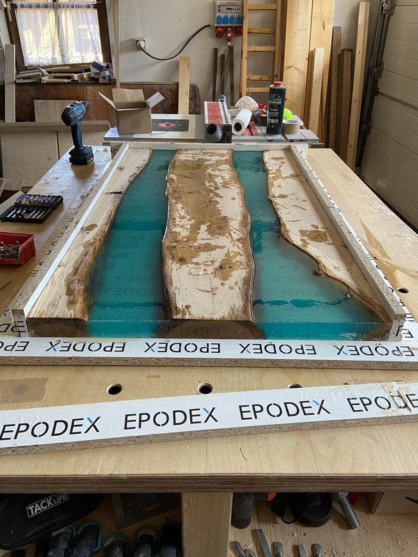 669F7C46-9324-4CE1-8237-53D369588472