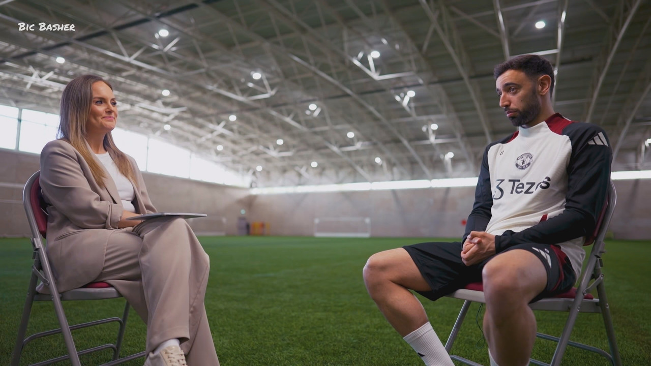 Bruno Fernandes The Football Interview_20250914_00200035.ts_snapshot_15.45.218