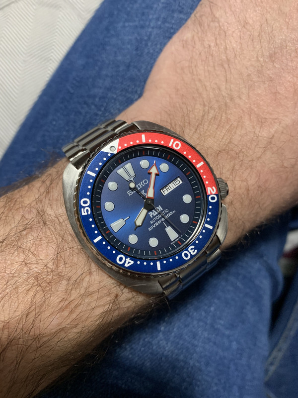 1F56EA01-0B50-474D-981F-C7ACBD628A6E