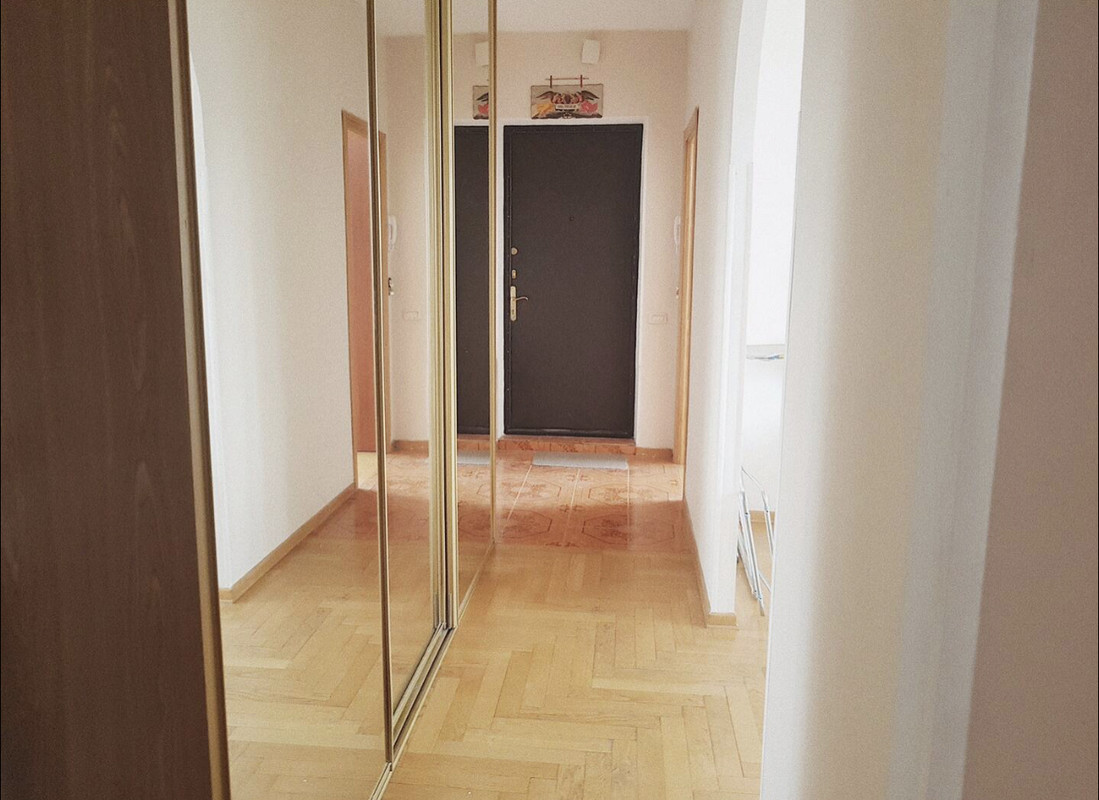 9E605460-77F7-4EB2-8177-4FC2BB528D95