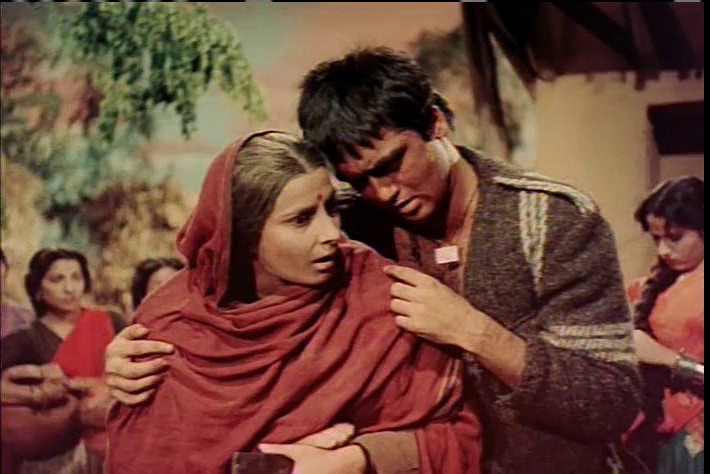 Mother-India-1957-Hindi-480p-AVC-AAC-2-0-ESub-mkv-0003