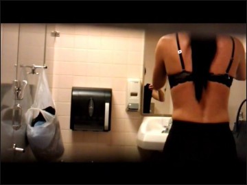 [Image: Voyeur12865074602.jpg]