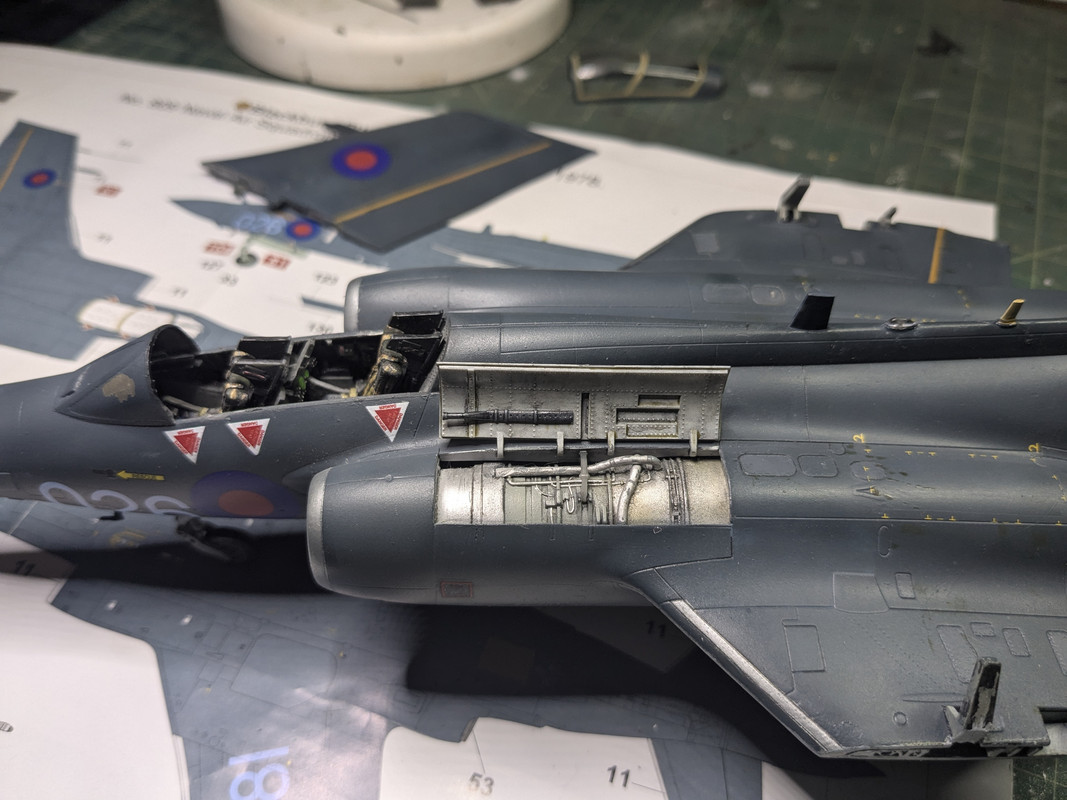 PXL_20241111_030640701