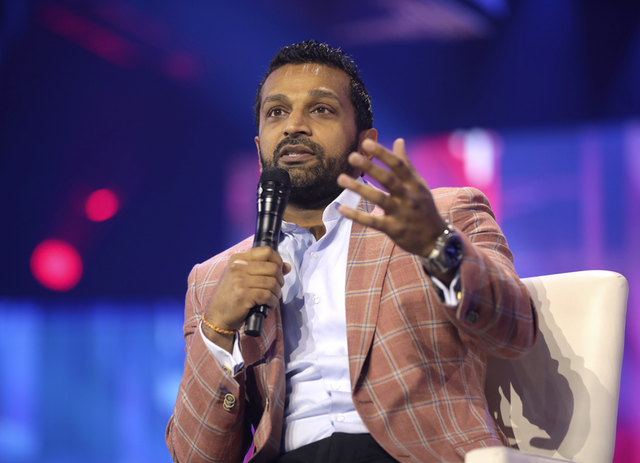 Директорът на ФБР Каш Пател организира съвместни тренировки с UFC